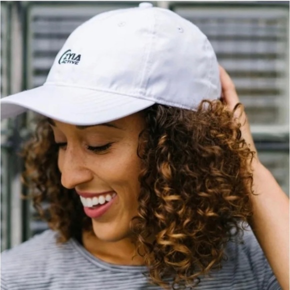 NWT Zyia Baseball Hat  White Adjustable back strap - Picture 1 of 8